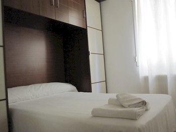 Apartamentos Madrid Hortaleza — Fotos 3